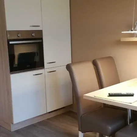 Appartement Daisys 68 *